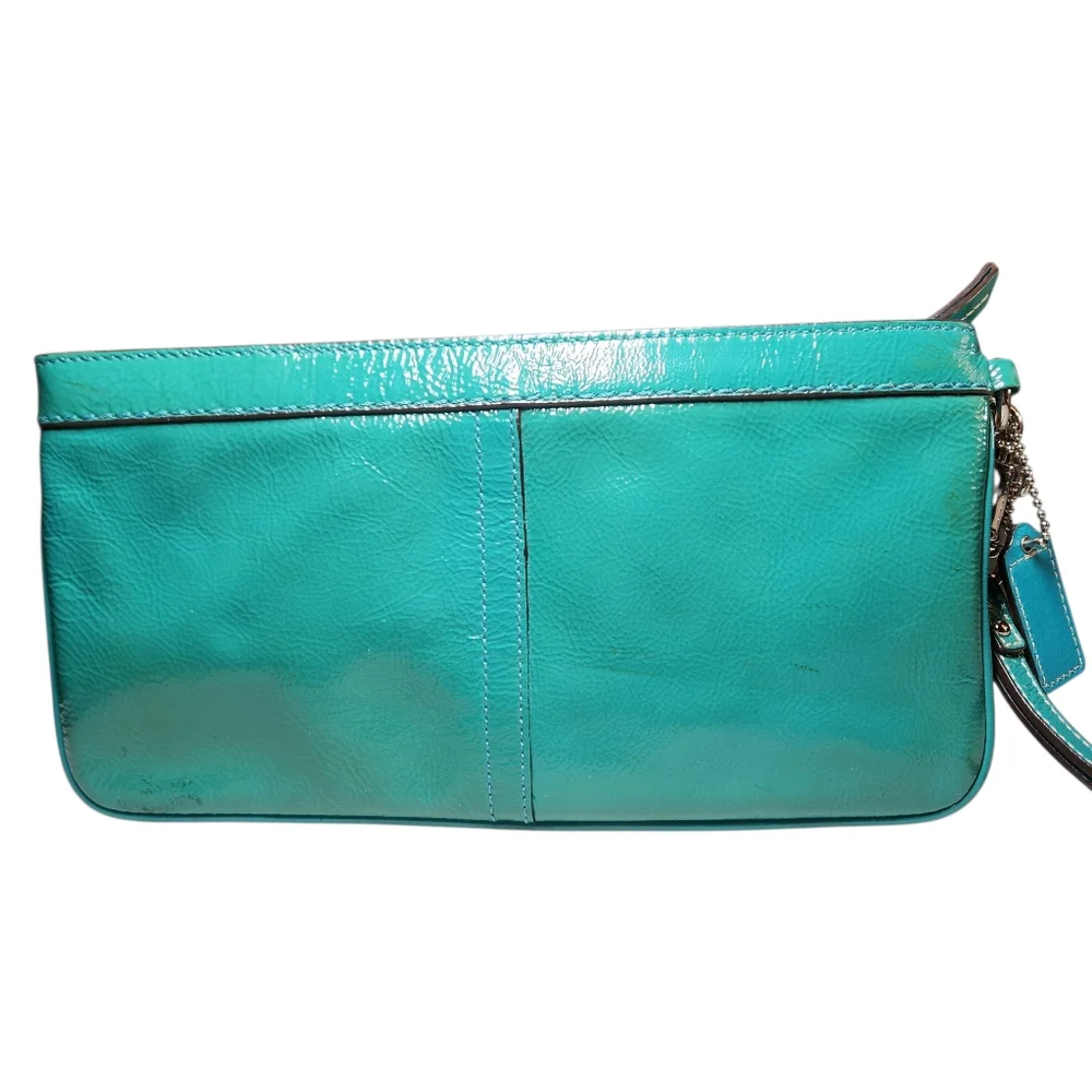 Coach Turquoise Teal‎ Oversized Wristlet Clutch Bag Patent Leather Wrist Strap